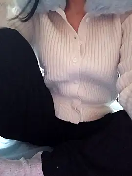 Hottiesophie online show from April 2026 03:09:01 PM