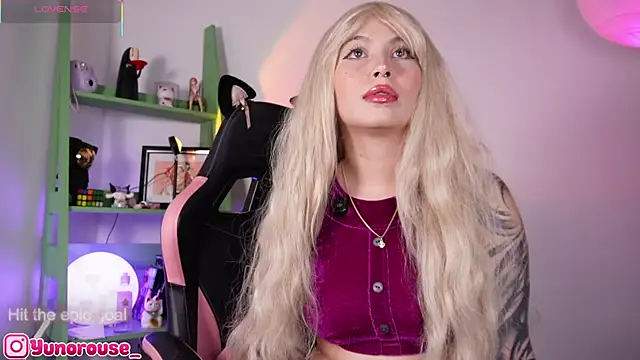 Snapshot of YunoRose_ chatting on October 2025 03:41:02 AM YunoRose online show from October 2025 03:41:02 AM