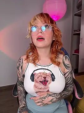 Snapshot of YunoRose_ chatting on October 2025 03:29:02 AM YunoRose online show from October 2025 03:29:02 AM