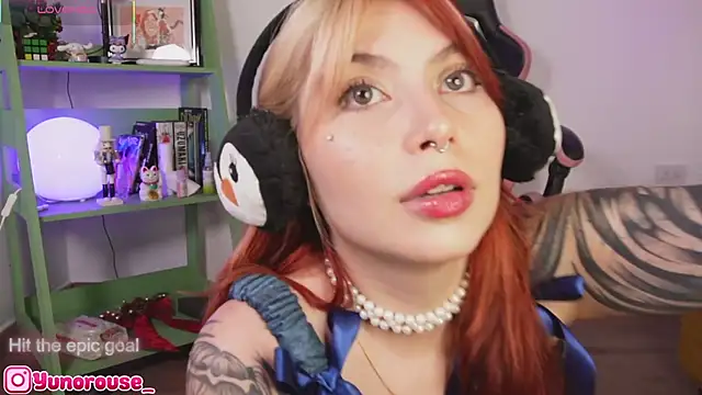 Snapshot of YunoRose_ chatting on December 2025 03:46:02 AM YunoRose online show from December 2025 03:46:02 AM