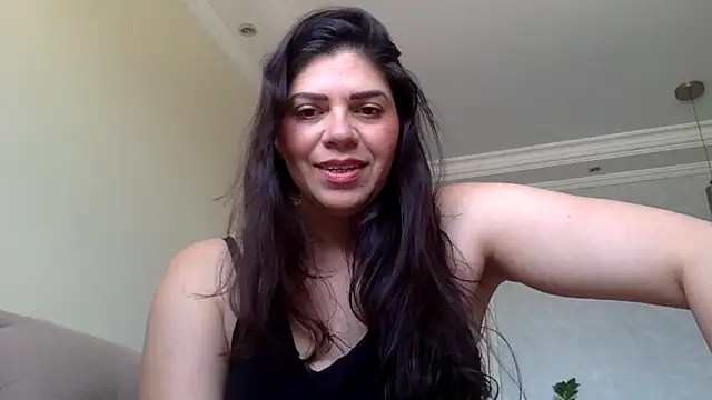 Snapshot of Melissa_Noir chatting on October 2025 03:45:01 PM Melissa Noir online show from October 2025 03:45:01 PM