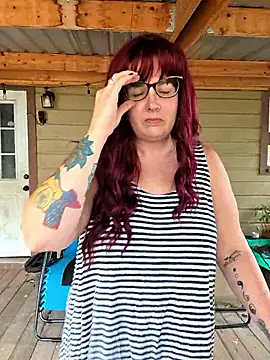 Snapshot of valeriejane chatting on October 2025 08:19:01 PM valeriejane online show from October 2025 08:19:01 PM