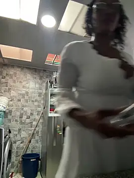 Bustykeyla online show from March 2026 10:37:01 PM