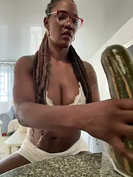 Bustykeyla online show from June 2026 08:47:01 PM