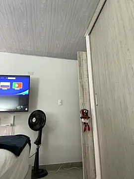 Bustykeyla online show from June 2026 11:44:01 PM