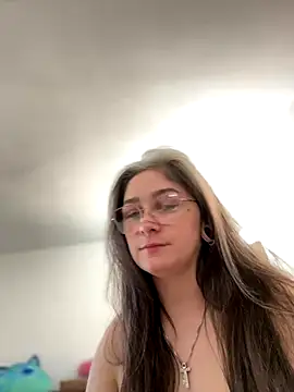 Snapshot of Alix_Valentine chatting on October 2025 04:09:02 PM Alix Valentine online show from October 2025 04:09:02 PM