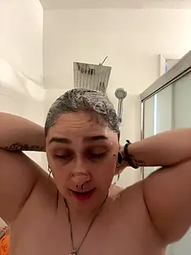 Snapshot of Alix_Valentine chatting on October 2025 05:47:01 PM Alix Valentine online show from October 2025 05:47:01 PM