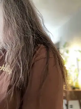 Snapshot of Alix_Valentine chatting on November 2025 08:56:02 PM Alix Valentine online show from November 2025 08:56:02 PM