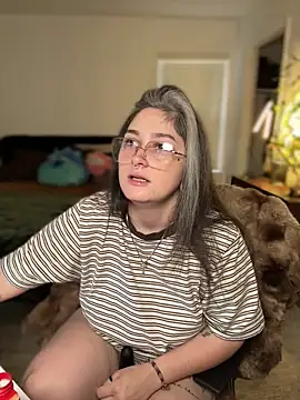 Snapshot of Alix_Valentine chatting on November 2025 05:12:01 PM Alix Valentine online show from November 2025 05:12:01 PM