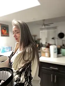 Alix Valentine online show from March 2026 06:09:02 PM