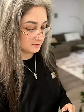 Snapshot of Alix_Valentine chatting on September 2025 01:44:02 PM Alix Valentine online show from September 2025 01:44:02 PM