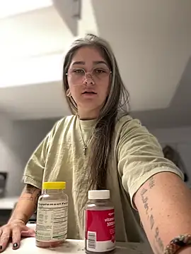 Alix Valentine online show from May 2026 05:19:02 PM
