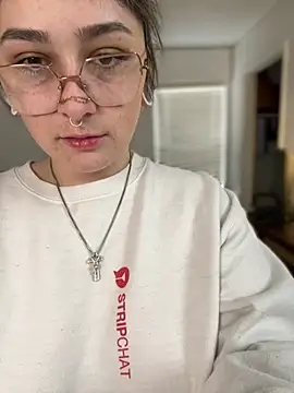 Alix Valentine online show from February 2026 05:13:02 PM