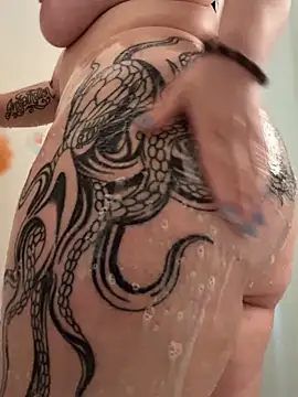 Snapshot of Alix_Valentine chatting on September 2025 03:24:02 PM Alix Valentine online show from September 2025 03:24:02 PM