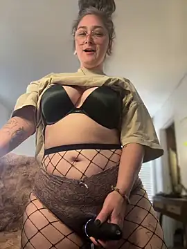 Alix Valentine online show from March 2026 08:21:02 PM