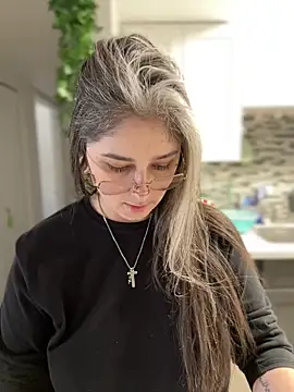 Alix Valentine online show from February 2026 05:20:02 PM