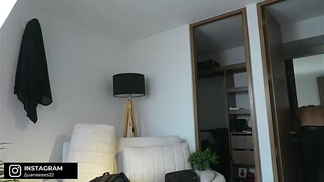 DeusbelliS online show from April 2026 09:54:01 PM