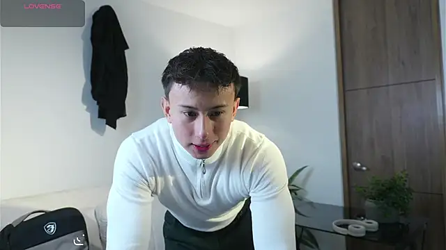 DeusbelliS online show from December 2025 05:21:02 AM