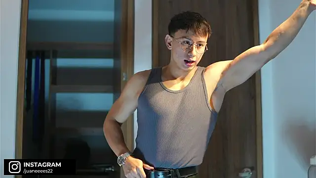 DeusbelliS online show from March 2026 02:33:02 AM