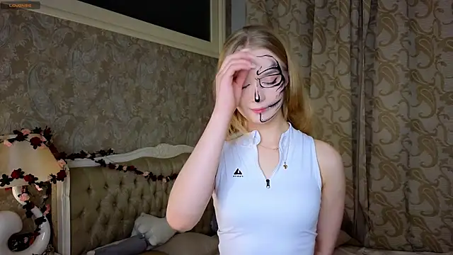 Emma Frosty online show from October 2025 06:26:01 PM