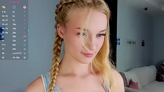 Snapshot of Emma_Frosty chatting on July 2026 11:27:02 PM Emma Frosty online show from July 2026 11:27:02 PM