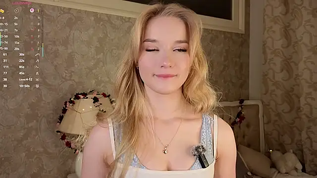 Emma Frosty online show from May 2026 09:31:01 PM
