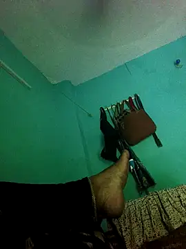 Villageanuty online show from April 2026 09:05:01 AM