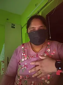 Villageanuty online show from May 2026 10:42:02 AM