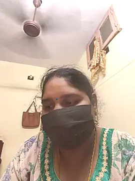 Villageanuty online show from November 2025 12:27:02 PM