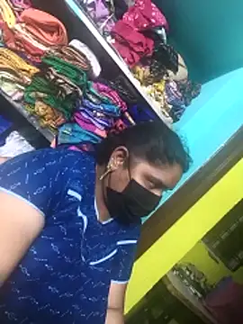 Villageanuty online show from February 2026 04:36:01 PM