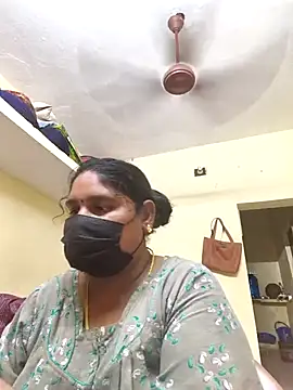 Villageanuty online show from October 2025 06:21:01 AM