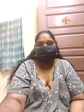 Villageanuty online show from November 2025 06:28:02 AM