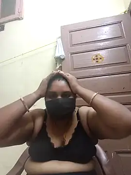 Villageanuty online show from November 2025 10:36:02 AM