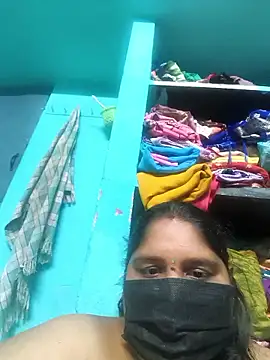 Villageanuty online show from May 2026 10:47:01 AM