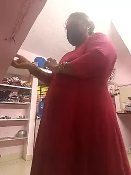 Villageanuty online show from January 2026 12:34:01 PM