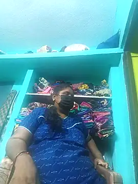 Villageanuty online show from May 2026 02:07:01 PM