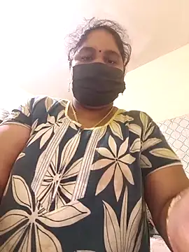 Villageanuty online show from November 2025 04:49:01 AM