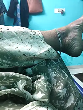 Villageanuty online show from February 2026 04:11:02 AM