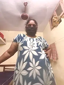 Villageanuty online show from October 2025 04:30:02 PM