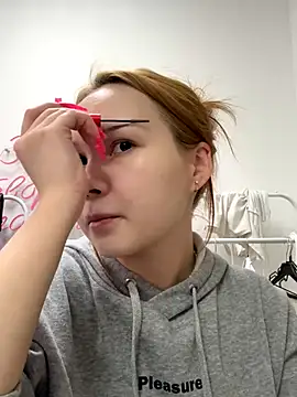 Snapshot of AsiaVegas chatting on October 2025 03:35:01 PM AsiaVegas online show from October 2025 03:35:01 PM