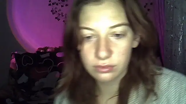 Lily Ember online show from November 2025 05:02:01 PM