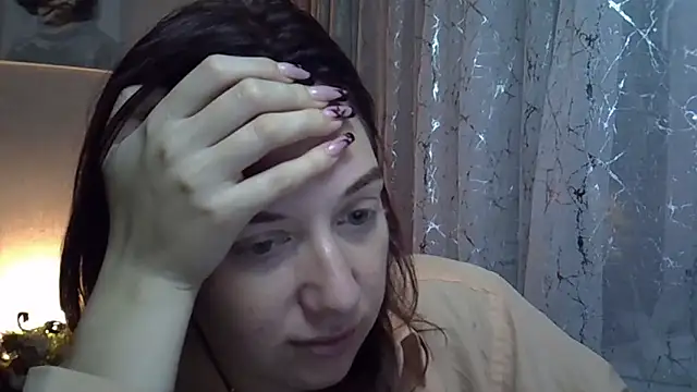 Lily Ember online show from October 2025 10:32:02 PM