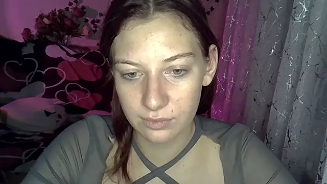 Lily Ember online show from November 2025 06:46:02 PM