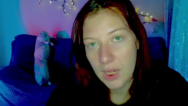 Lily Ember online show from February 2026 08:05:02 PM