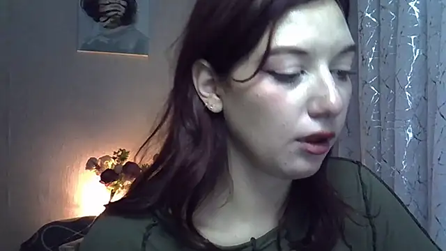 Lily Ember online show from October 2025 07:15:02 PM