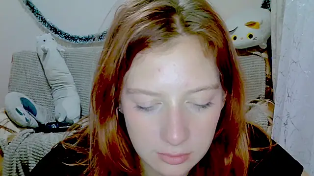 Lily Ember online show from December 2025 07:08:02 PM