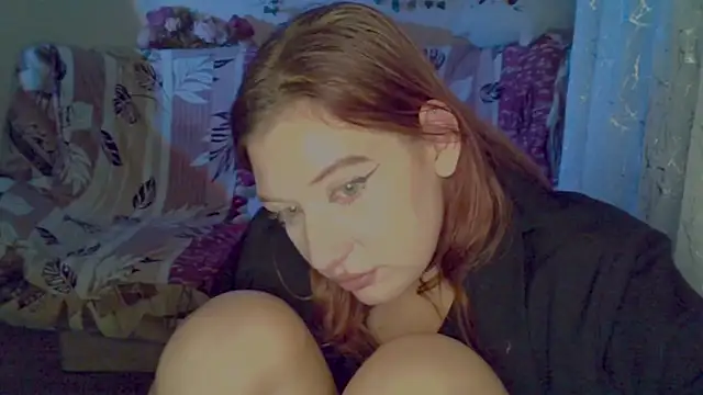 Lily Ember online show from December 2025 08:04:02 PM