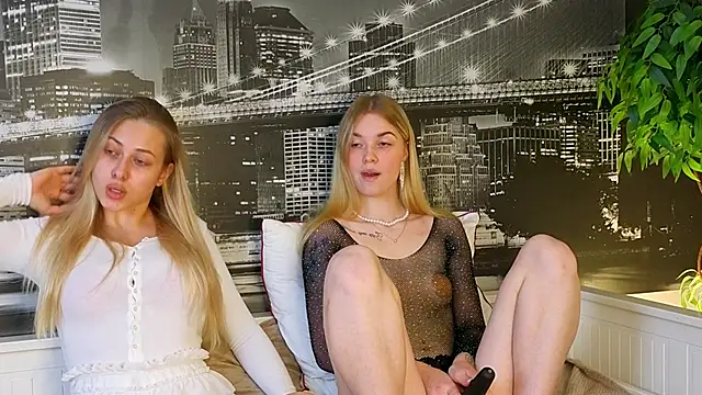 Snapshot of ChristyMarshall chatting on November 2025 04:00:01 PM ChristyMarshall online show from November 2025 04:00:01 PM