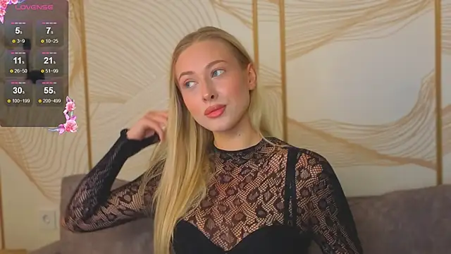 Snapshot of ChristyMarshall chatting on October 2025 04:29:02 PM ChristyMarshall online show from October 2025 04:29:02 PM