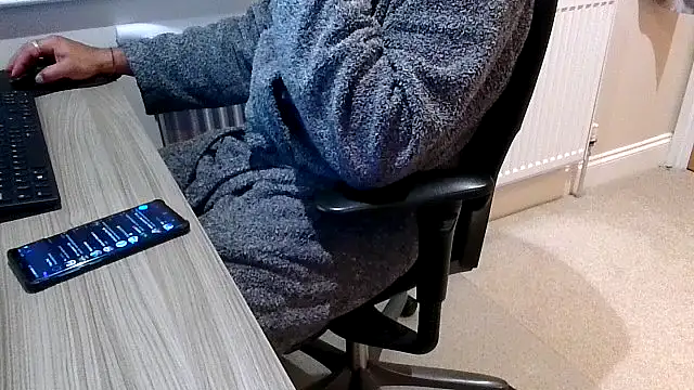 rogamuffin online show from April 2026 09:54:02 PM